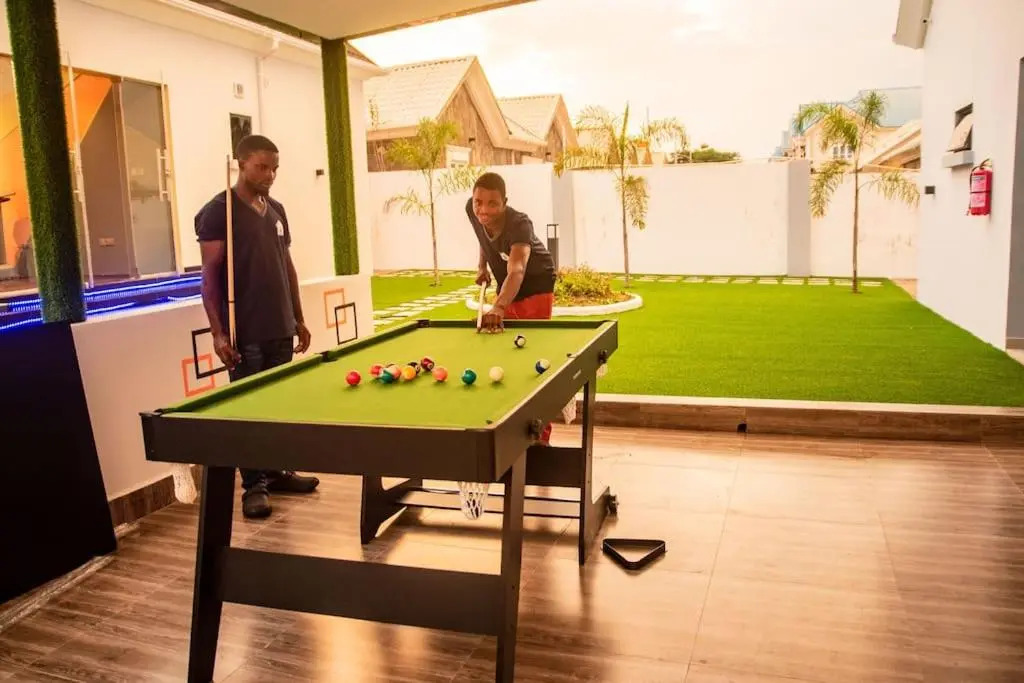 Maple studio+Gym+Snooker board Rhodabode Apt, Nile