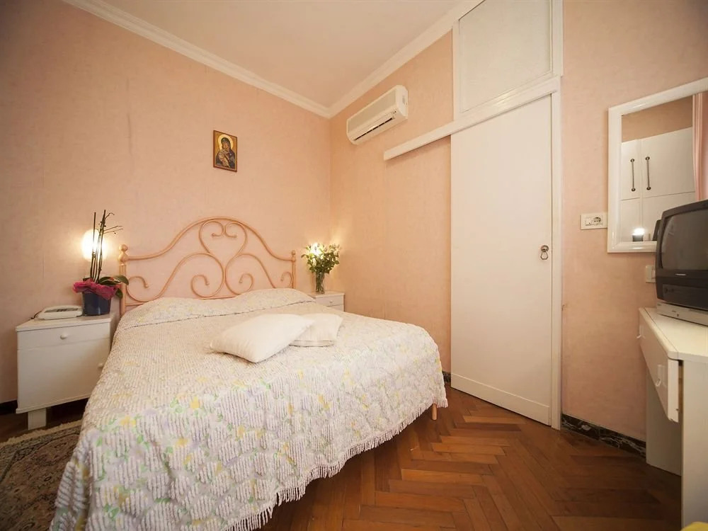 Hotel Aquila DOro