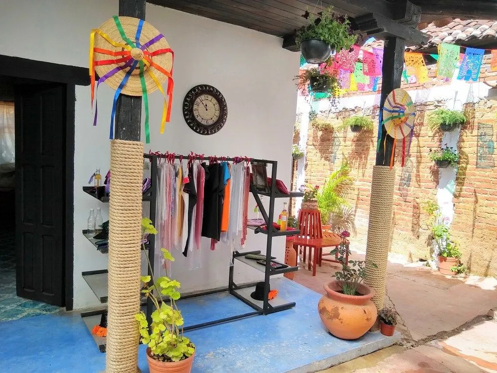 Casa de Las Flores - Hostel