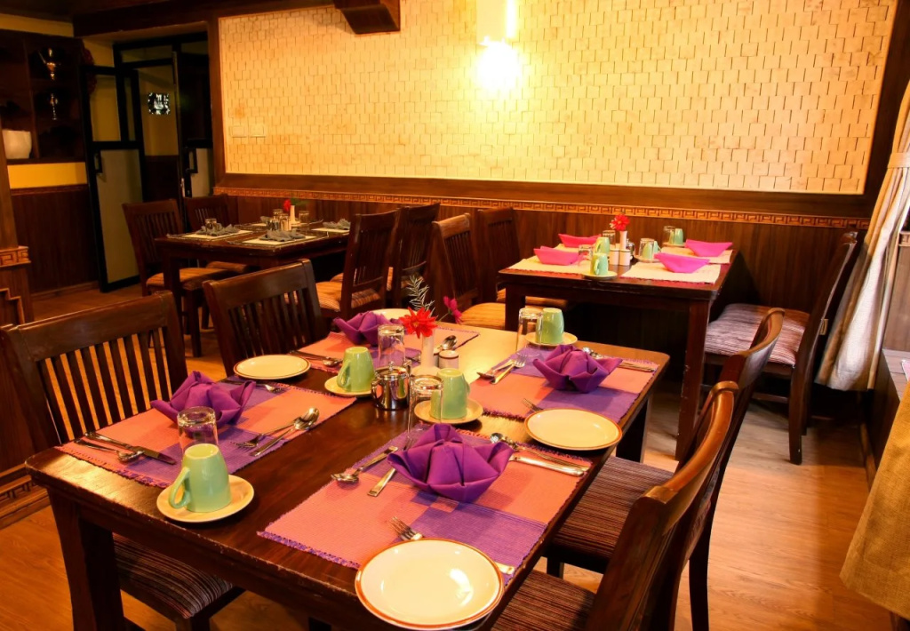 Mountain Lodges of Nepal - Monjo