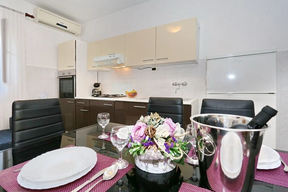 Apartments Goran