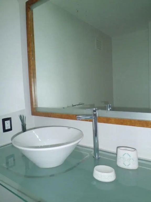 Condo Royal 605
