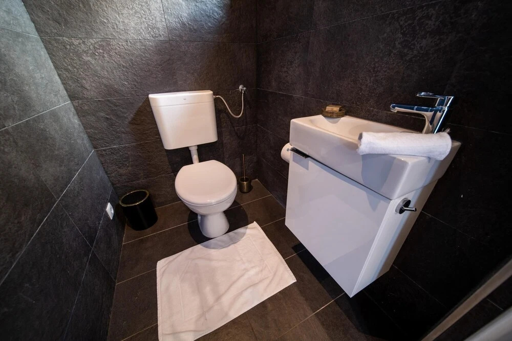 Smile Villa With Terrace Garden Aircondition and Parking in the Beloved D Bling in Vienna