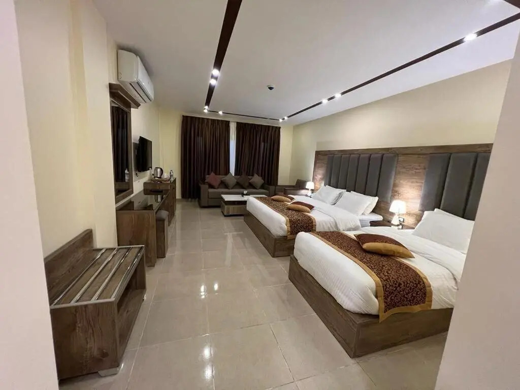 Shaqilath Hotel