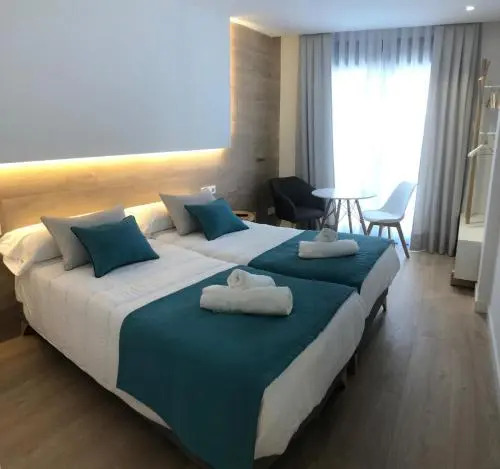 HOTEL LOTUS