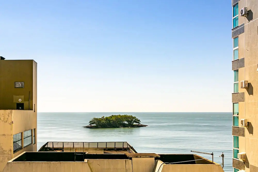Apartamentos a 50 metros do Mar