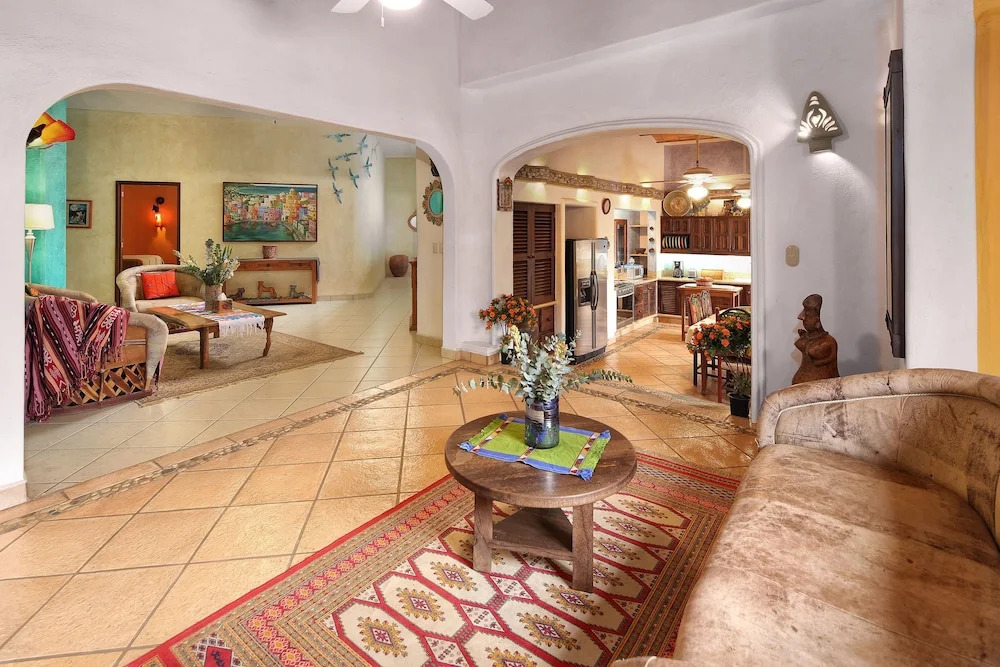Casa Parota Boutique Hotel