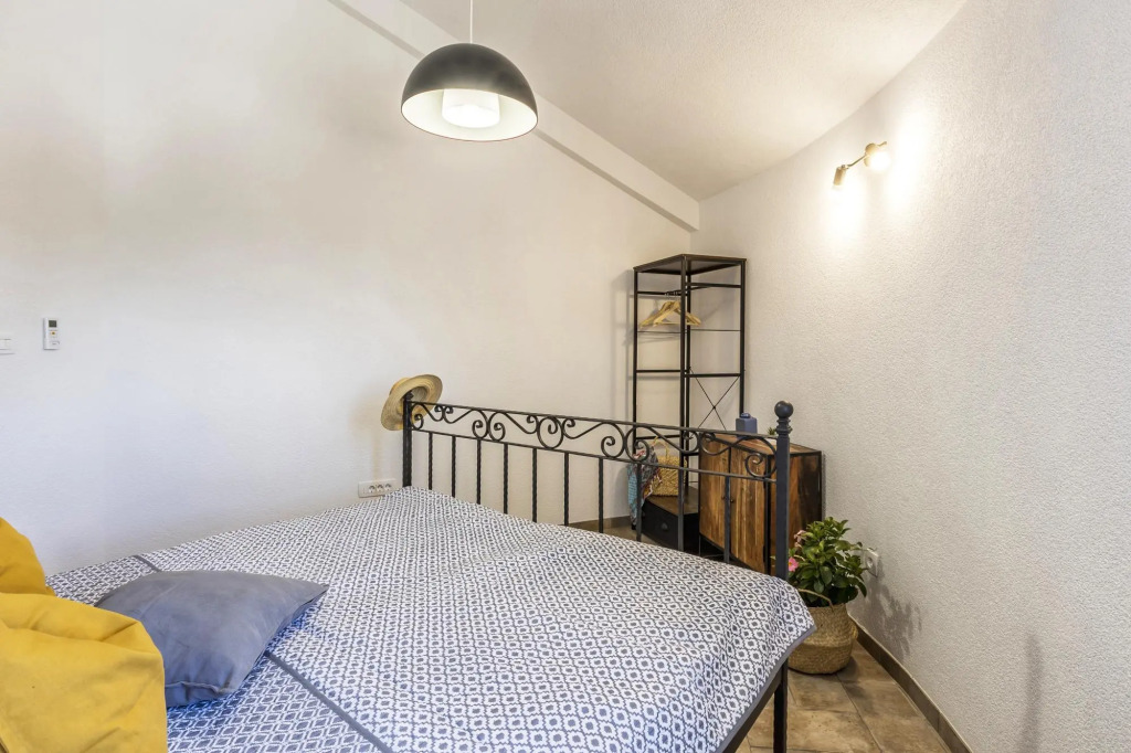 Heritage in Mirca with 2 bedrooms and 1 bathrooms