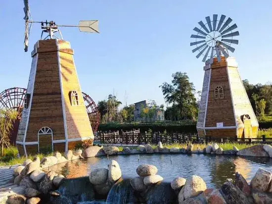 Hefeng Hotel