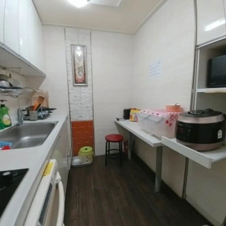 I One Guesthouse In Hongdae