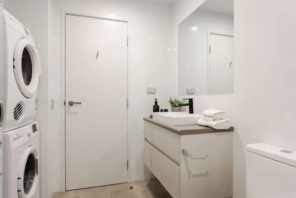 The East End Apartments by Urban Rest