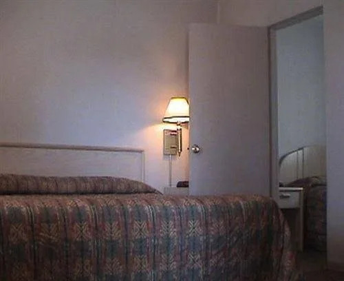 Colt Motel