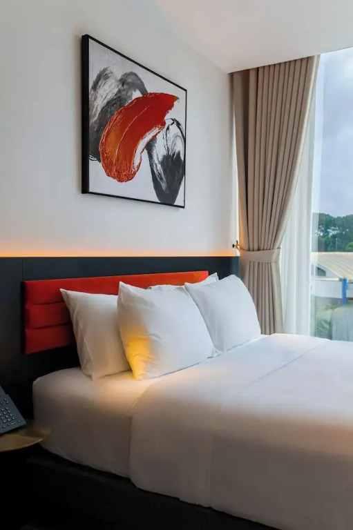 The Signature Hotel Saigon