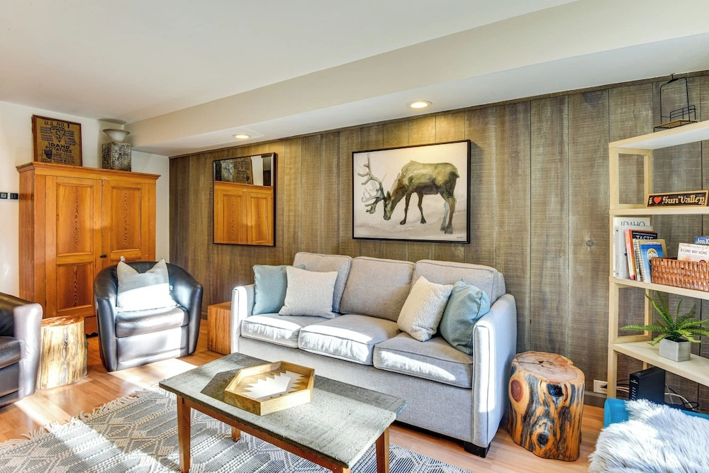 Prime Location in Town! Family Condo in Ketchum