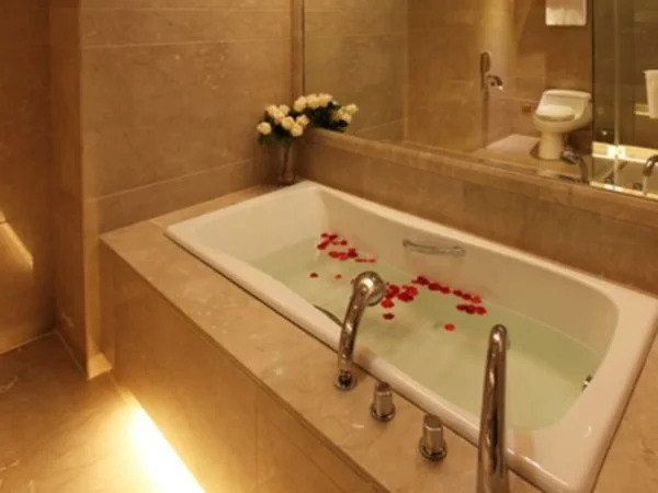 Hualian Hotel