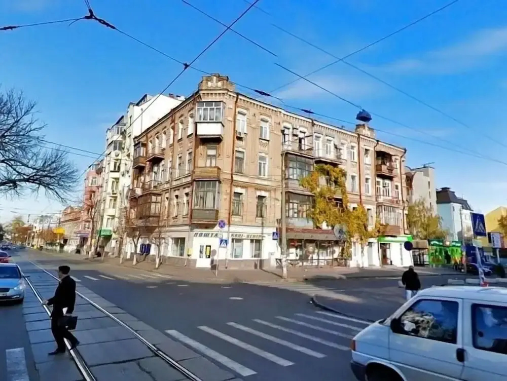 Апартаменты Home-Hotel, ул. Хорива, 15
