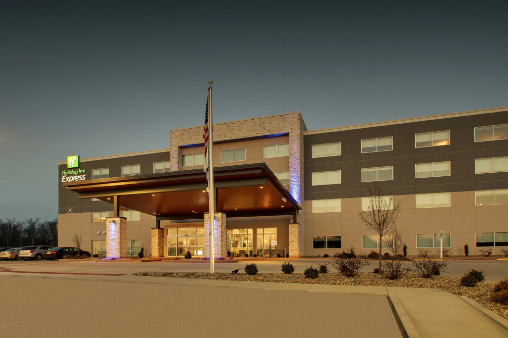 Holiday Inn Express & Suites - Mount Vernon by IHG