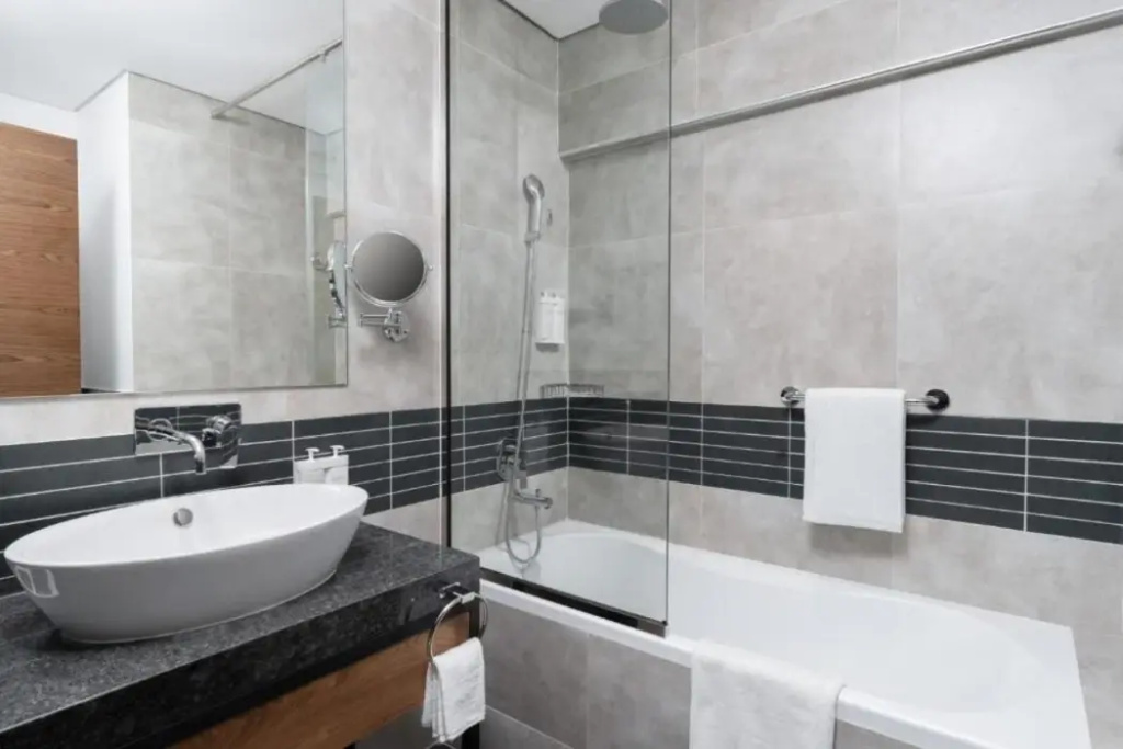 Holiday Inn Dubai Jumeirah Village Circle by IHG