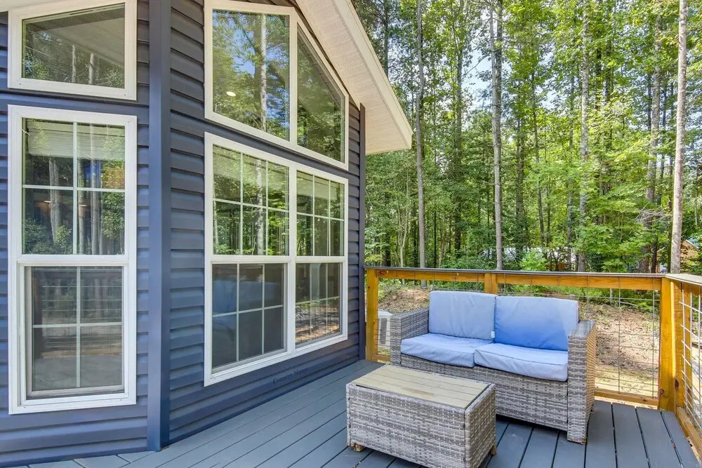 Tree-lined Cabin w/ Grill in Penrose!