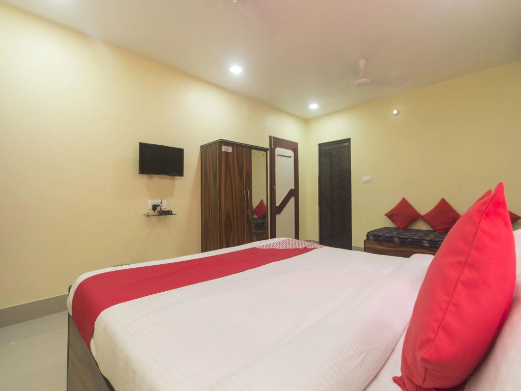 OYO 13454 Dhaka lodge