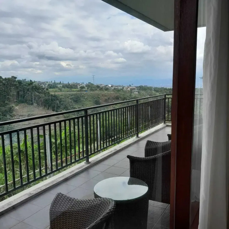 Nava Magnolia Hotel
