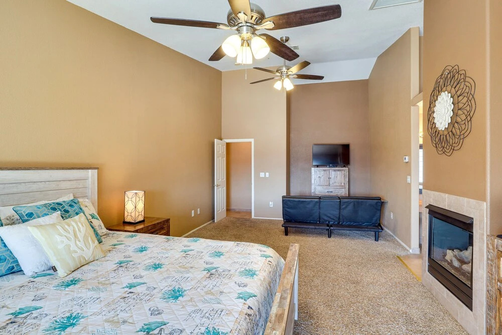 Bullhead City Vacation Rental: Private Pool & Spa!