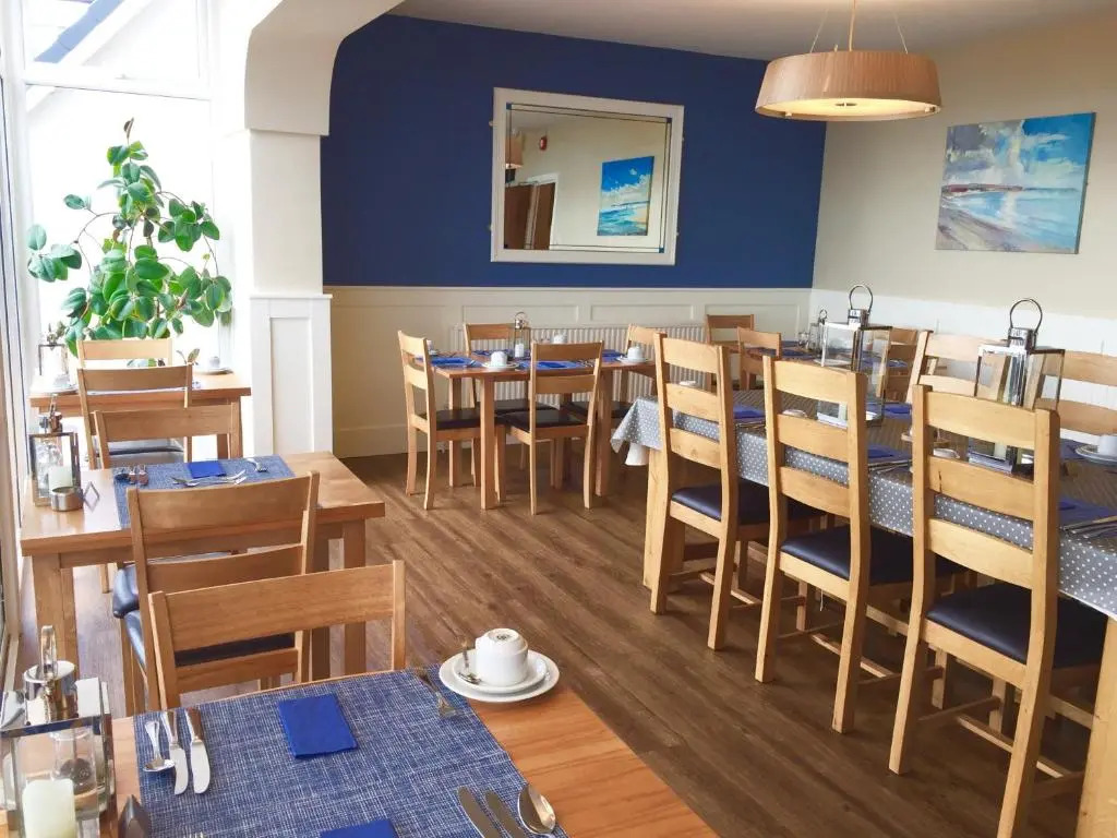 Channel View Boutique Hotel