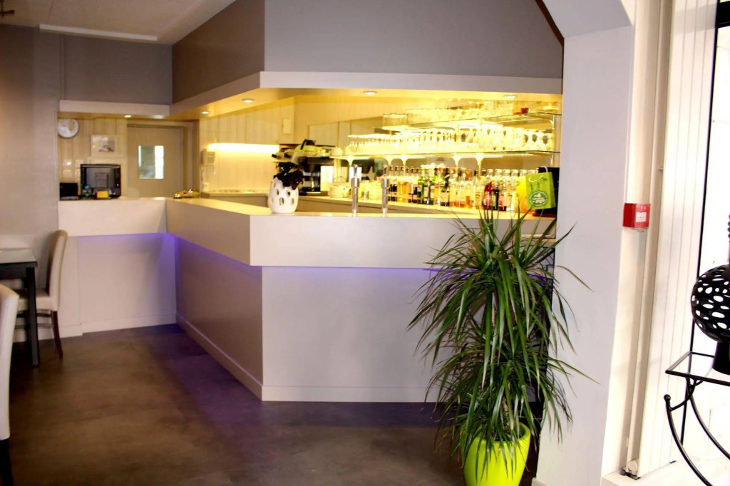 Logis Hôtel Le Pélican & son restaurant