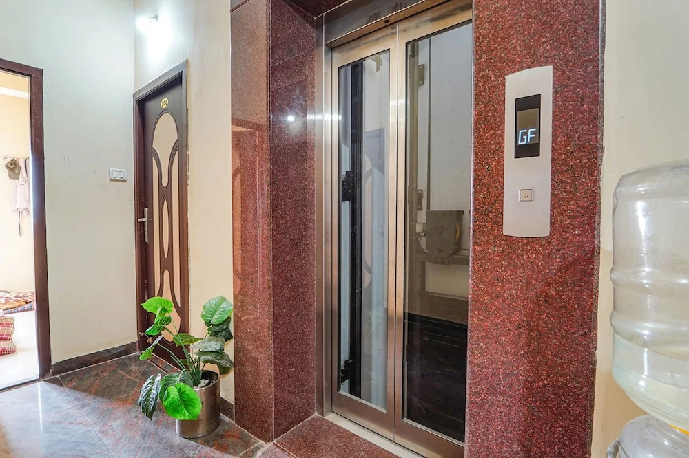 HOTEL SPARK RESIDENCY
