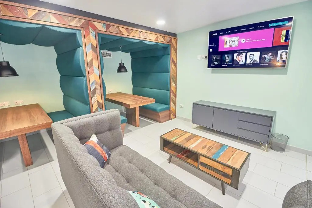 Destiny Student Meadow Court - Campus Accommodation