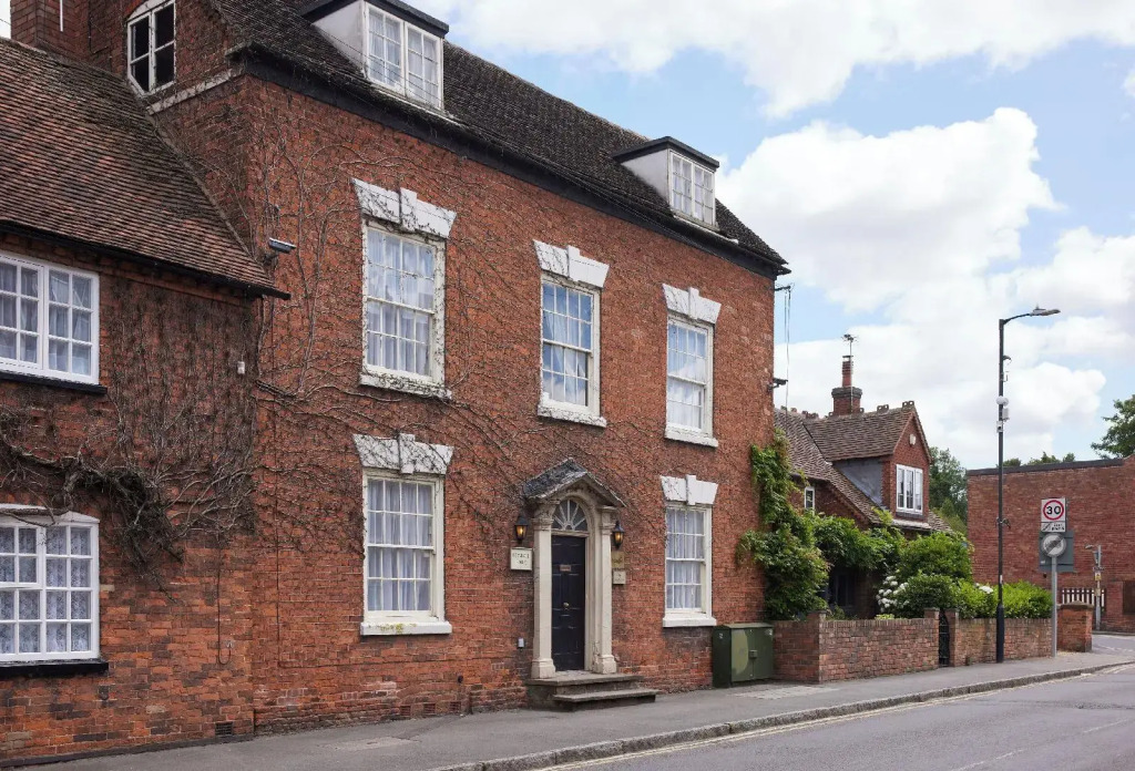 The Coleshill by Greene King Inns