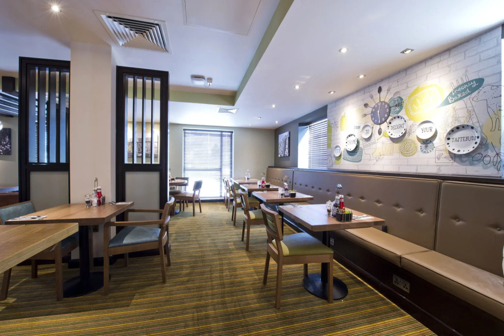 Premier Inn Wells (Somerset)