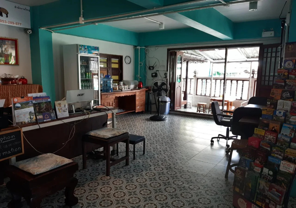 The Corner Inn - Adults Only
