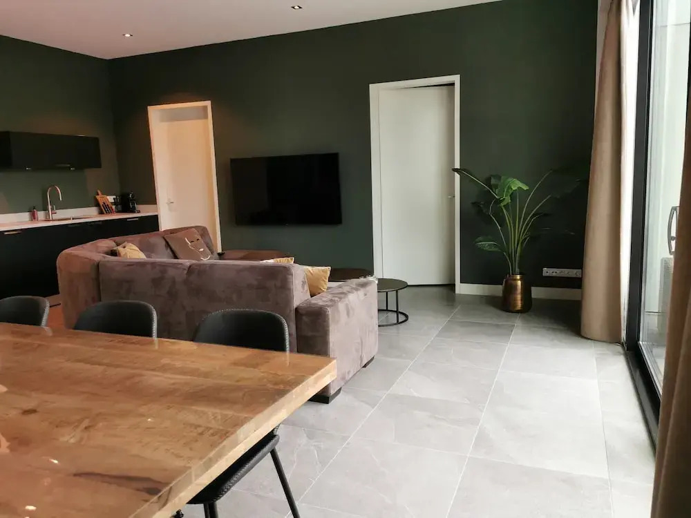 Swanky villa in Zeewolde with garden
