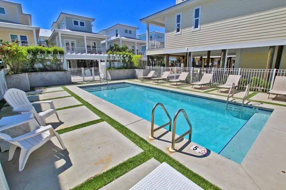 Hang 10 East Point Cottages Unit H by Youngs Suncoast