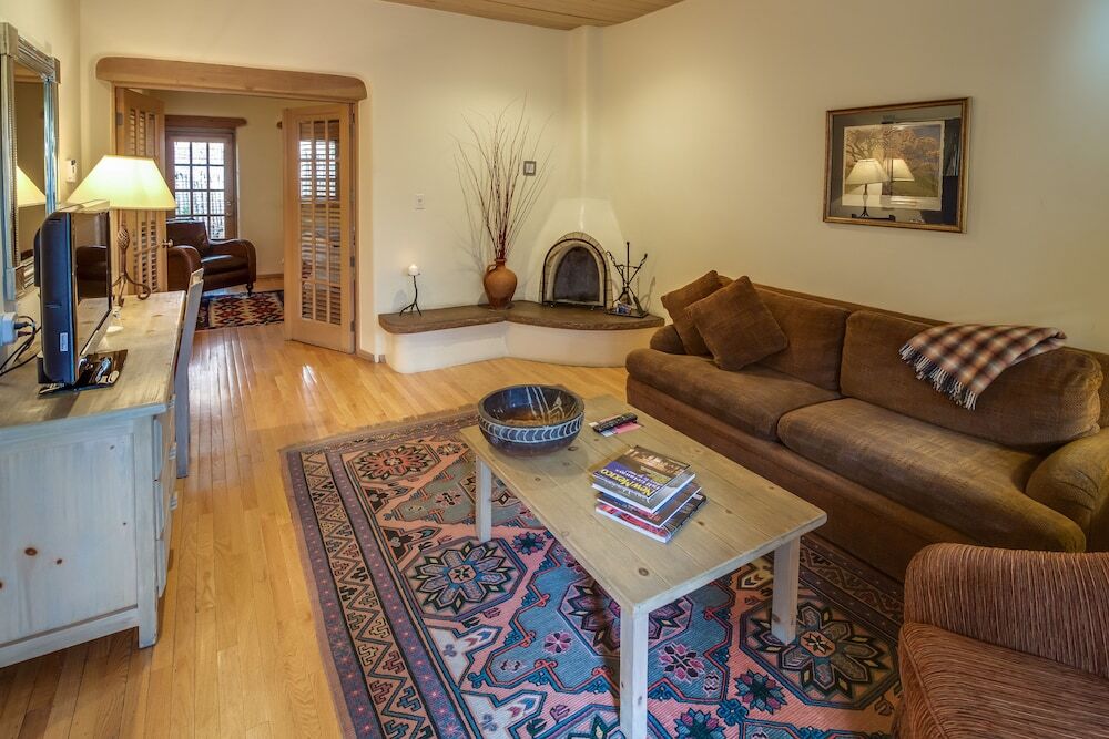 Inn on the Alameda