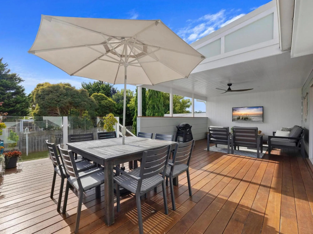31 Seascape Ave, Cowes