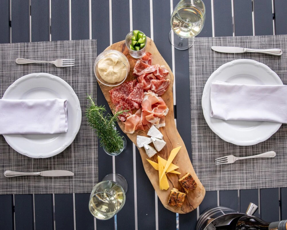One Kensington Boutique Hotel