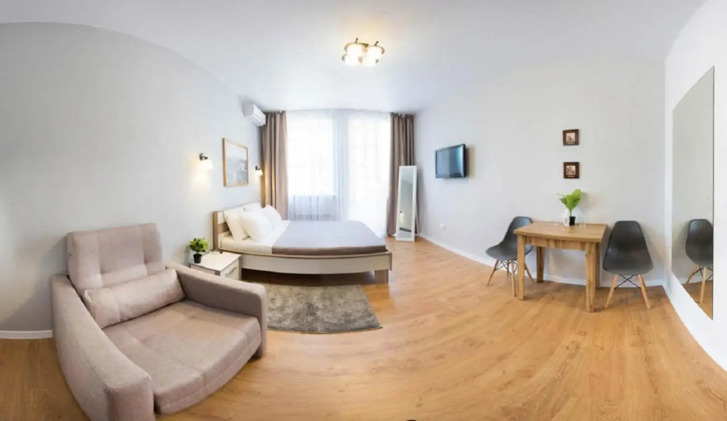 Modern studio beside metro Yaroslava Mudroho, Universytet - Chernyshevska str 95-7