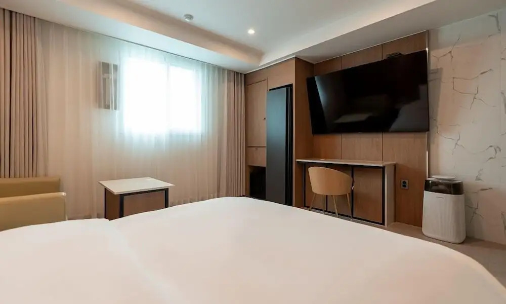 Jecheon Hound Hotel