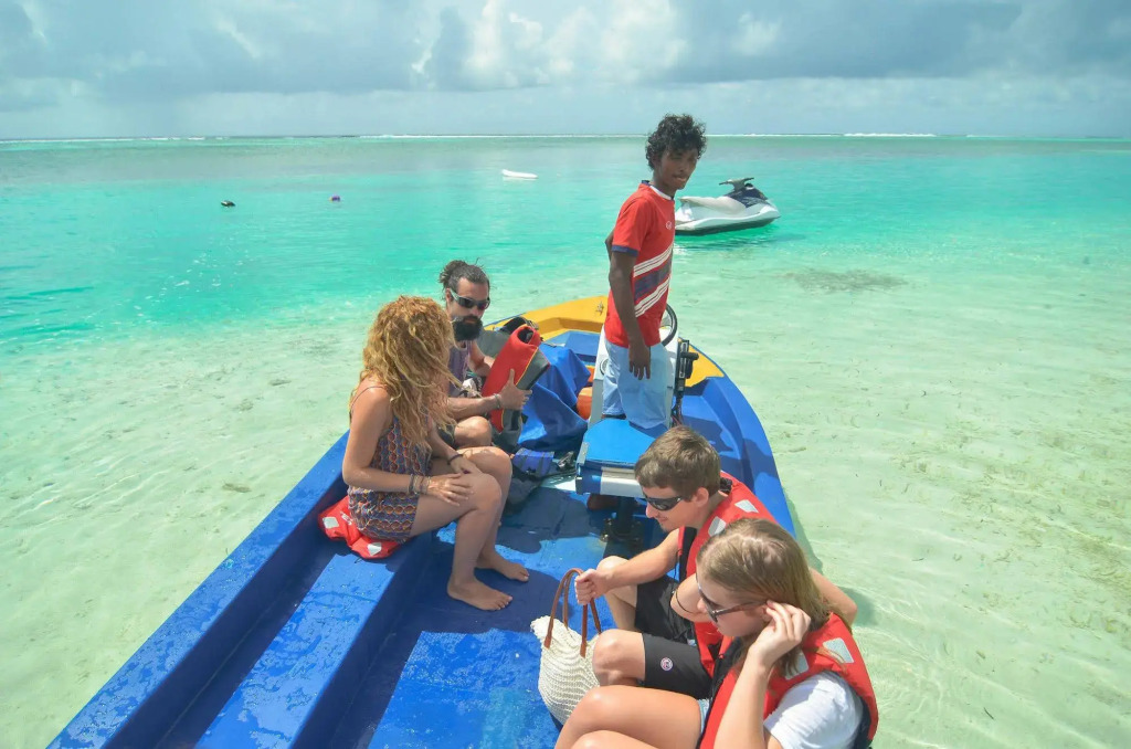 Huraa East Inn