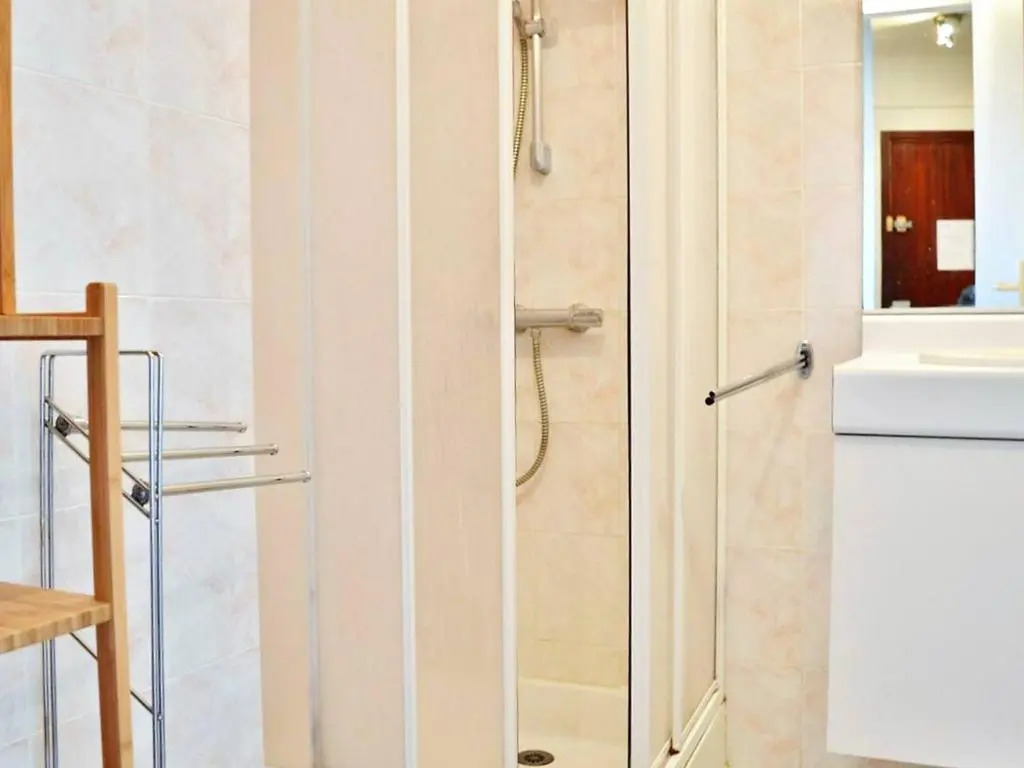 Appartement Le Lavandou, 2 pièces, 5 personnes - FR-1-251-381