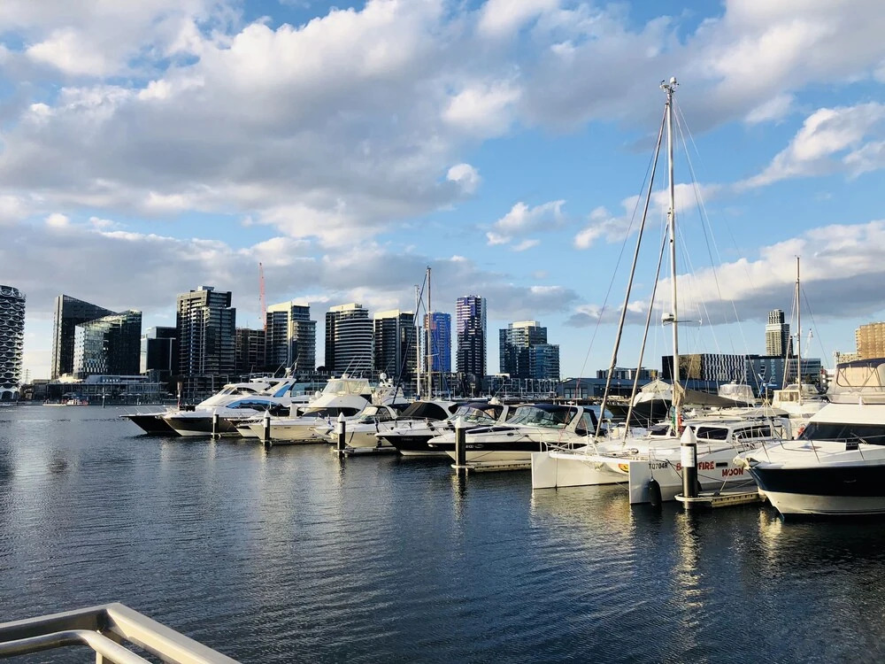 Melbourne CBD Victoria Harbour Short Stay Service Apartments
