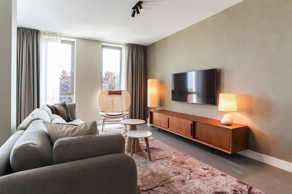 Spacious Apartment in Den Haag With View