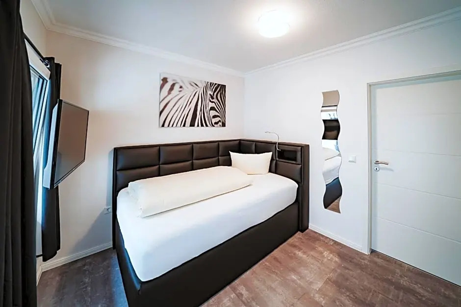 RobrookS Hotel Garni