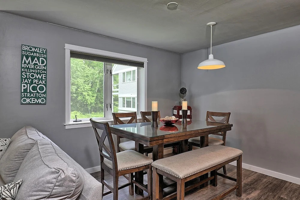 The Grande Suite at Killington: Sleeps 10 Guests, Close to Mountain!