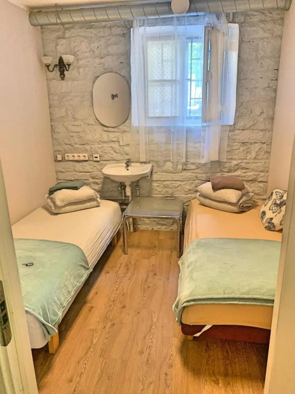 Süda Hostel