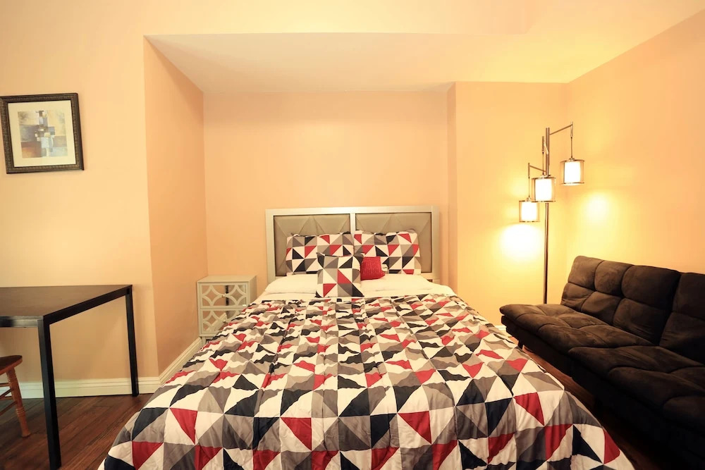 Independent Suite