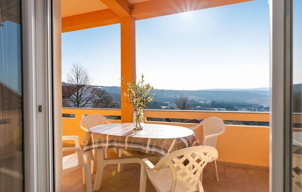 Beautiful Apartment in Rovanjska With 2 Bedrooms and Wifi