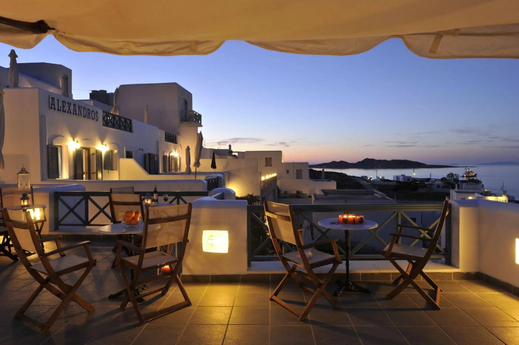 Alexandros Apartments